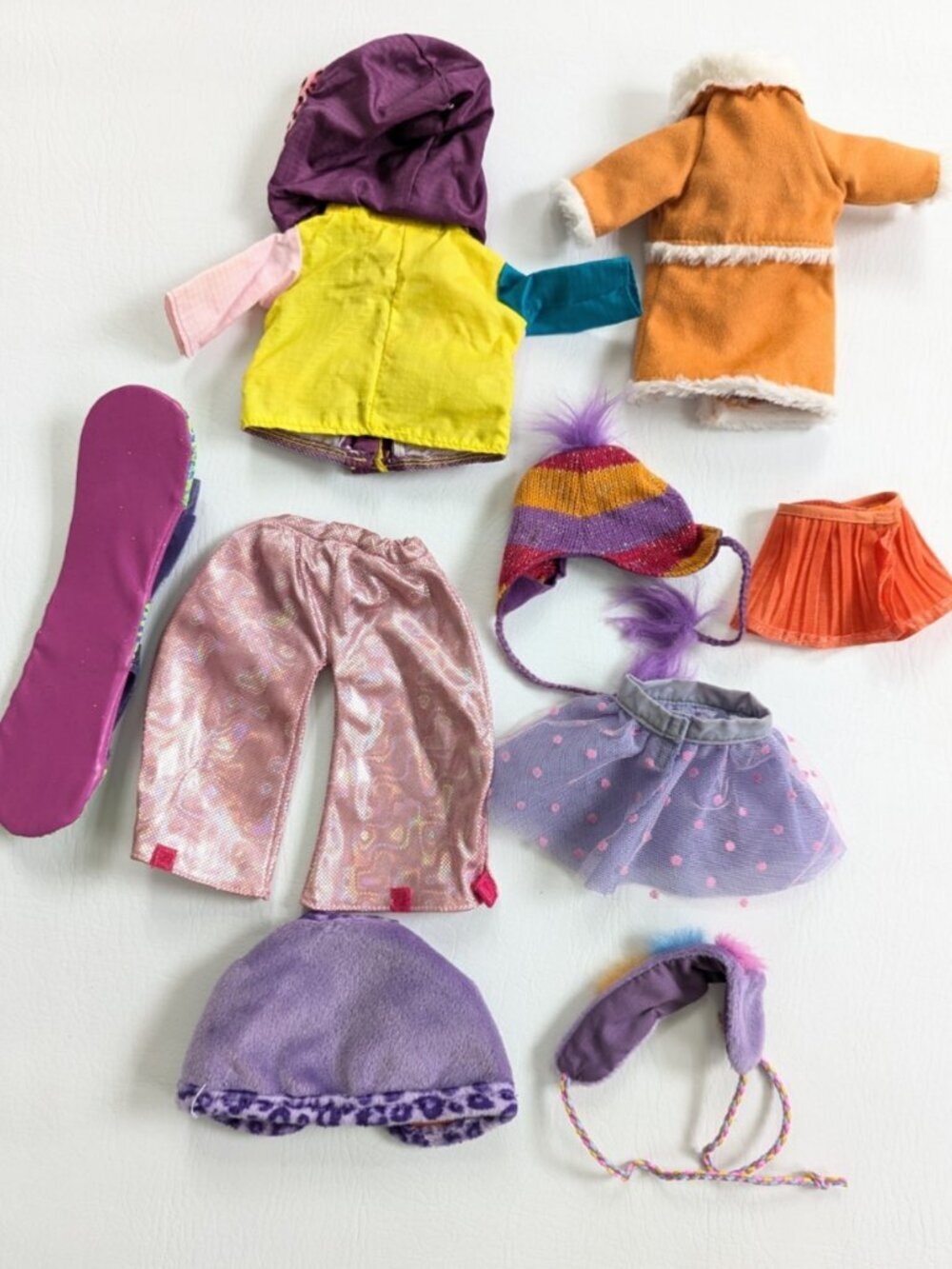 Groovy Girls Dolls Snow board & Winter Clothes Bundle Vintage 2000's Y2K - Picture 3 of 3